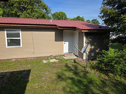 2630 Hyde Ave #B Photo 1