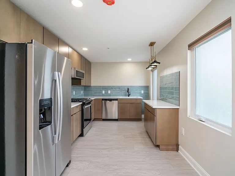 100 E Tennessee Ave #101 — Photo 15