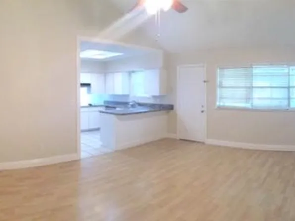 7911 La Roche Ln, Houston, TX 77036