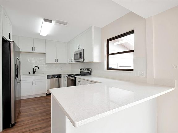 2nd image of 4211 Dartmouth Ave N
