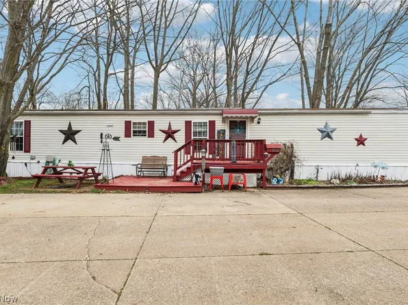 188 Paradise Blvd, Madison, OH 44057