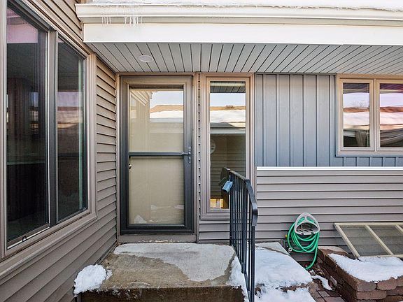 3rd image of 2731 Mackubin St APT 31
