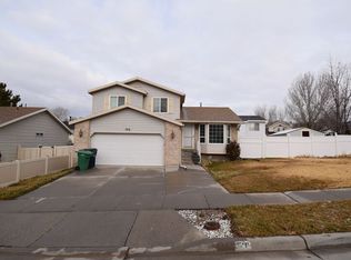 746 W Still Blossom Ln, Sandy, UT 84070
