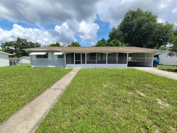 5040 Essex Ln, Spring Hill, FL 34606