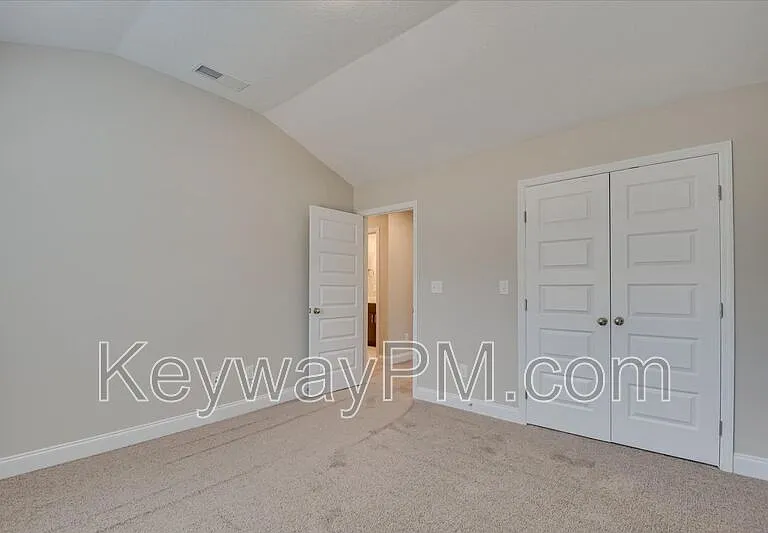 769 Bronze Way — Photo 20