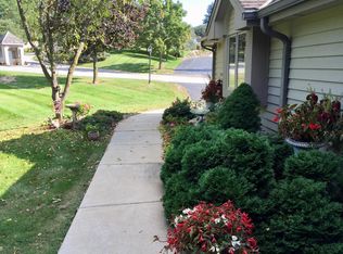 N14W30152 High Ridge Rd, Pewaukee, WI 53072