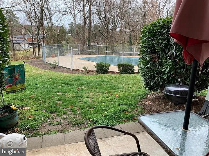 1521 Colonial Dr #T2 — Photo 11