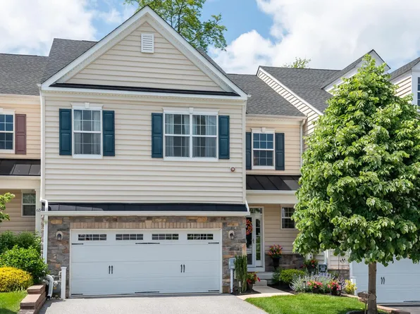 67 Skylar Cir, Media, PA 19063