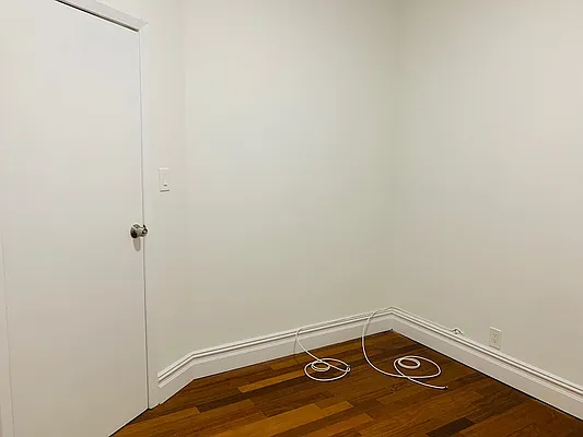 Rented by Corcoran | media 13