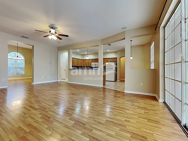 1507 Rolling Meadow Dr — Photo 5
