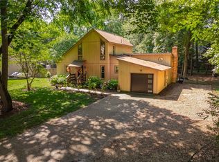 7740 Waters Edge Ln, Gloucester Point, VA 23062