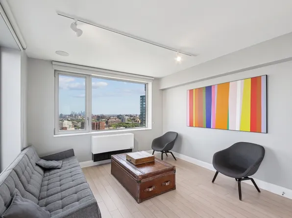 461 Dean Street image 19 of 22