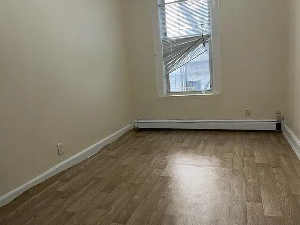 (undisclosed Address), Yonkers, NY 10705