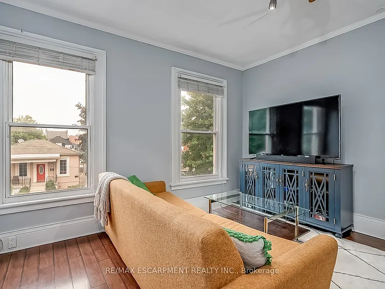 87 Colbourne St #2 — Photo 13