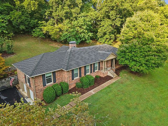 2nd image of 6601 Harcourt Cir