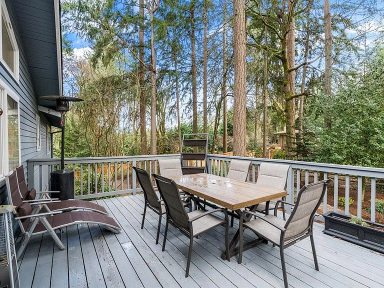 101 Point Fosdick Cir NW — Photo 8