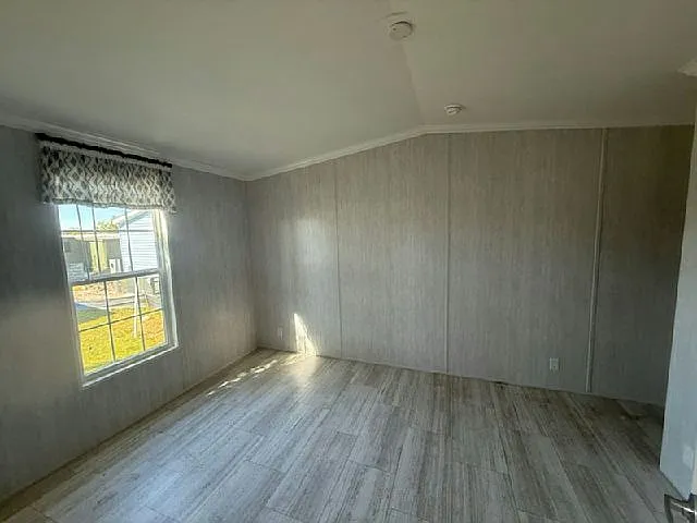 2 bed, 1.0 bath, 736 sqft, $1,600 — Photo 4