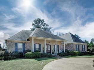 115 W Legacy Dr, Brandon, MS 39042