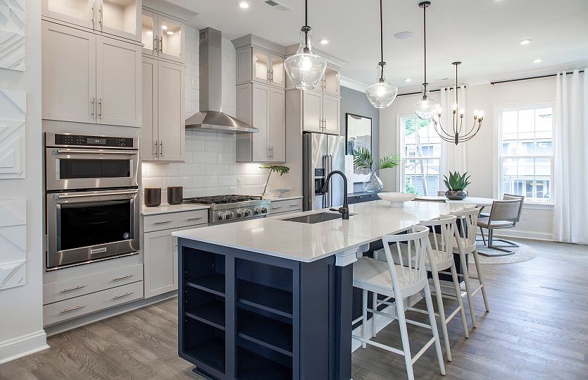 Beautiful Open Spacious Kitchen with Large Island