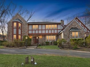 110 White St, Lakewood, NJ 08701