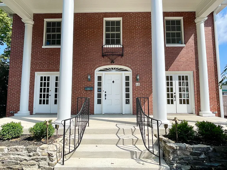 Duplex Building Exterior. The property for rent is on the east (right) hand side as you are facing the property.