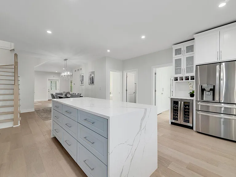 1205 Curtiss St — Photo 18