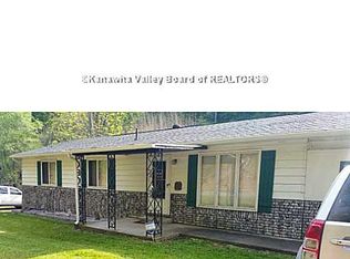 3447 Flatwoods Rd, Ravenswood, WV 26164
