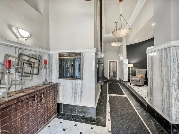 750 Prospect Ave E APT 403, Cleveland, OH 44115