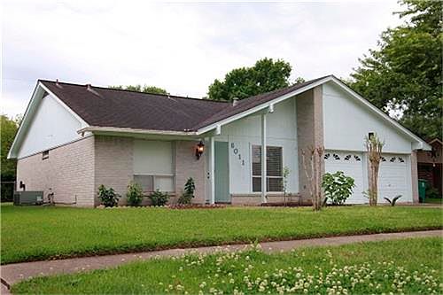 1st image of 6011 Chrystell Ln