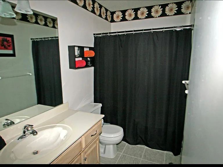 15804 Horton St — Photo 26