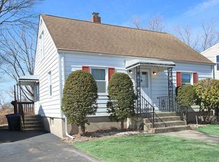 66 Woodward Ave, New Haven, CT 06512