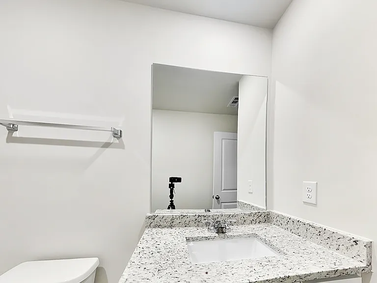 127 Avondale Blvd — Photo 13