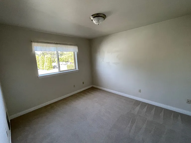1499 SE 9th Ave #204 — Photo 8