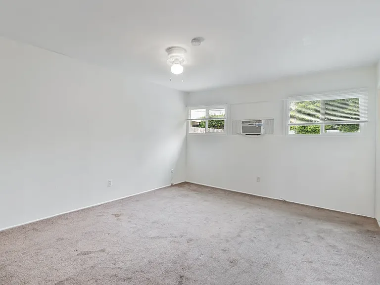 6734 Barnhurst Dr — Photo 11