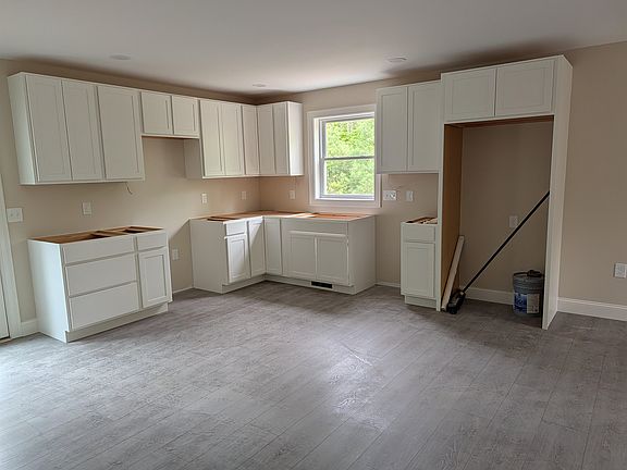2nd image of L26-2 Brackett Road