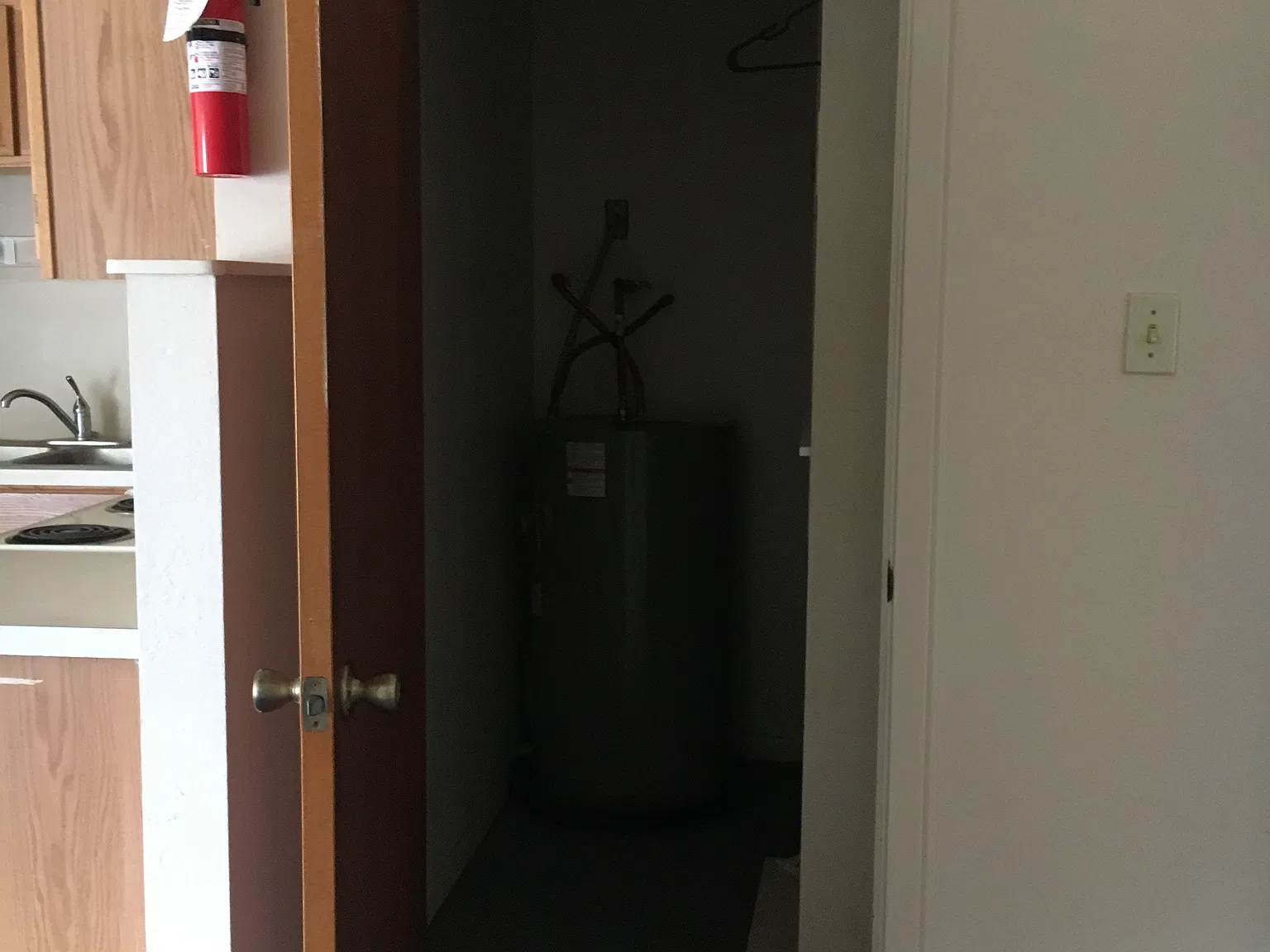 Colonial Apartments 117 — Photo 2