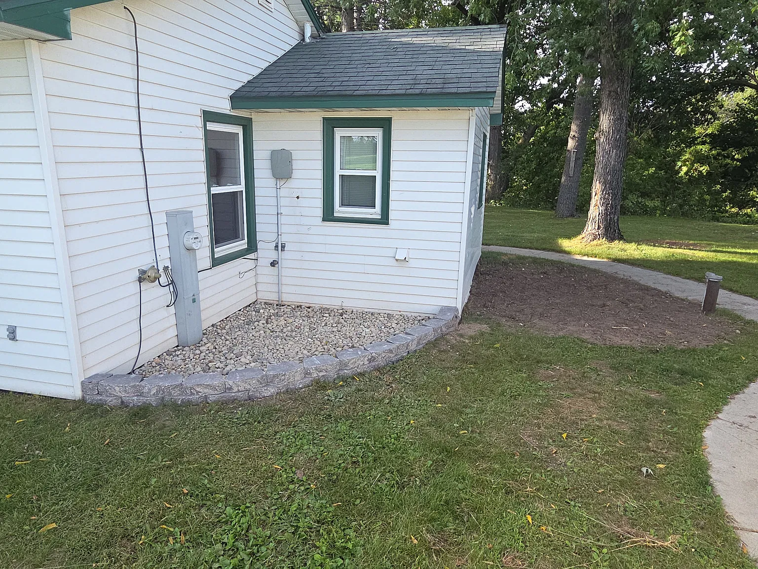 2 bed, 908 sqft, $1,500 — Photo 1