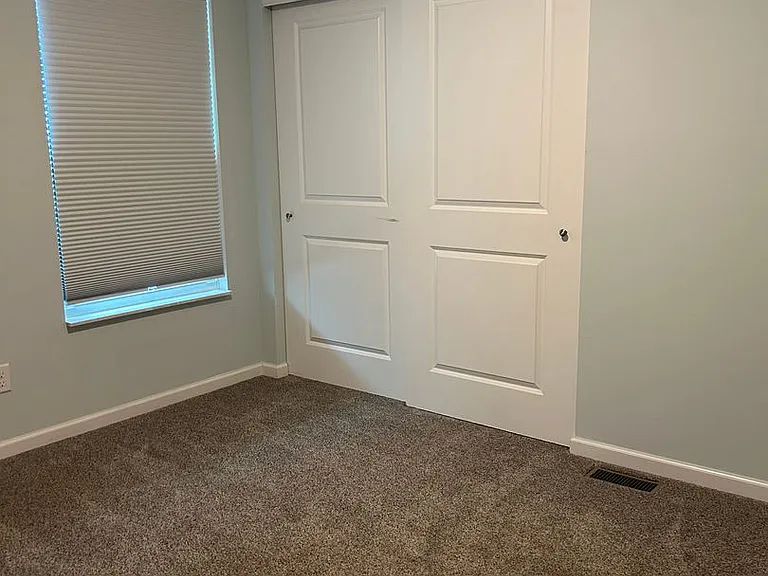 2609 Beacon Point Ct — Photo 21