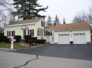 10 Orchard St, Manchester, NH 03102