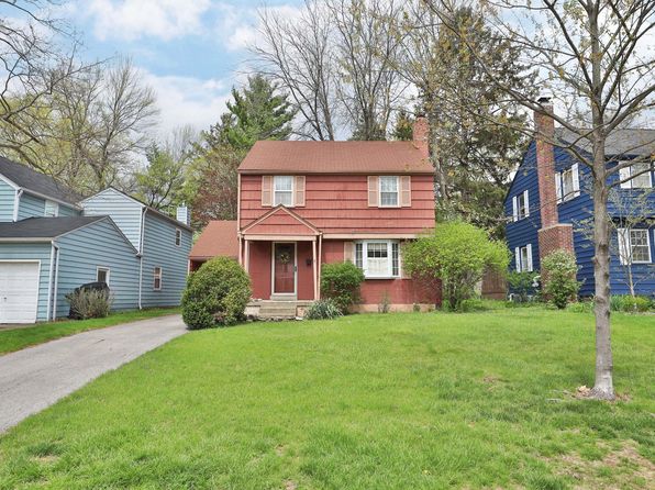 382 Park Blvd, Worthington, OH 43085
