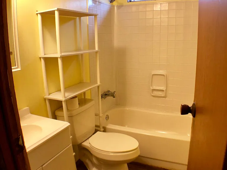 2nd bath.