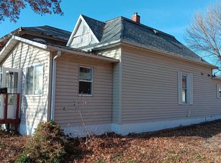 1121 Avenue E, Fort Madison, IA 52627