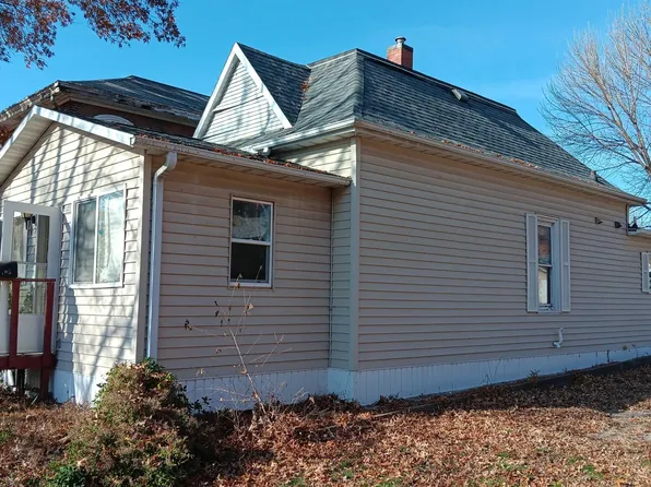 1121 Avenue E, Fort Madison, IA 52627