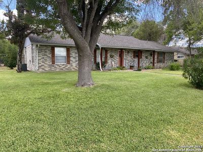 806 Lamar, Seguin, TX, 78155