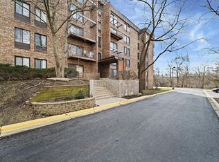 425 Walnut Creek Ln Unit 1401, Lisle, IL 60532