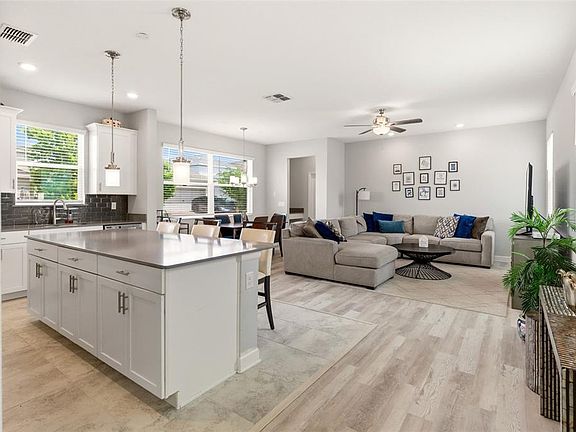 5th image of 11932 HOMETOWN PLACE