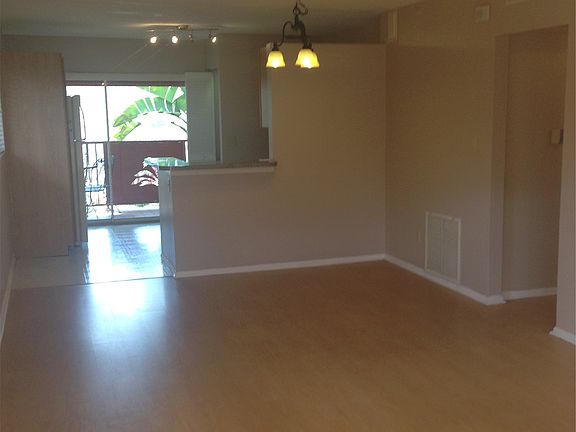 2nd image of 1100 Delaney Ave