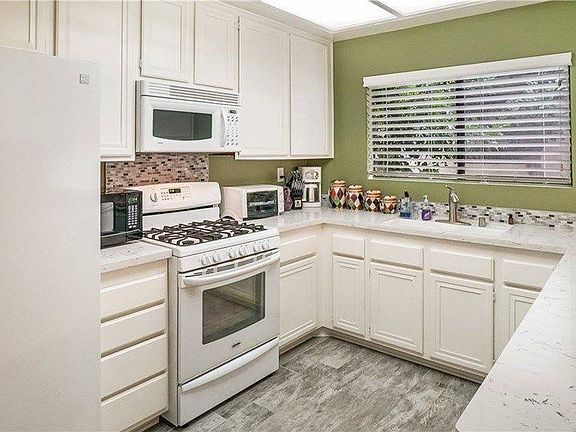 2nd image of 6145 Shoup Ave Unit 60