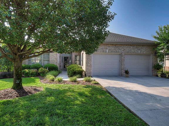 2nd image of 1028 Waterbrooke Ln