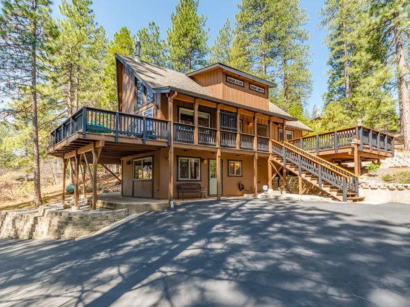 2724 Country Club Dr, Arnold, CA 95223